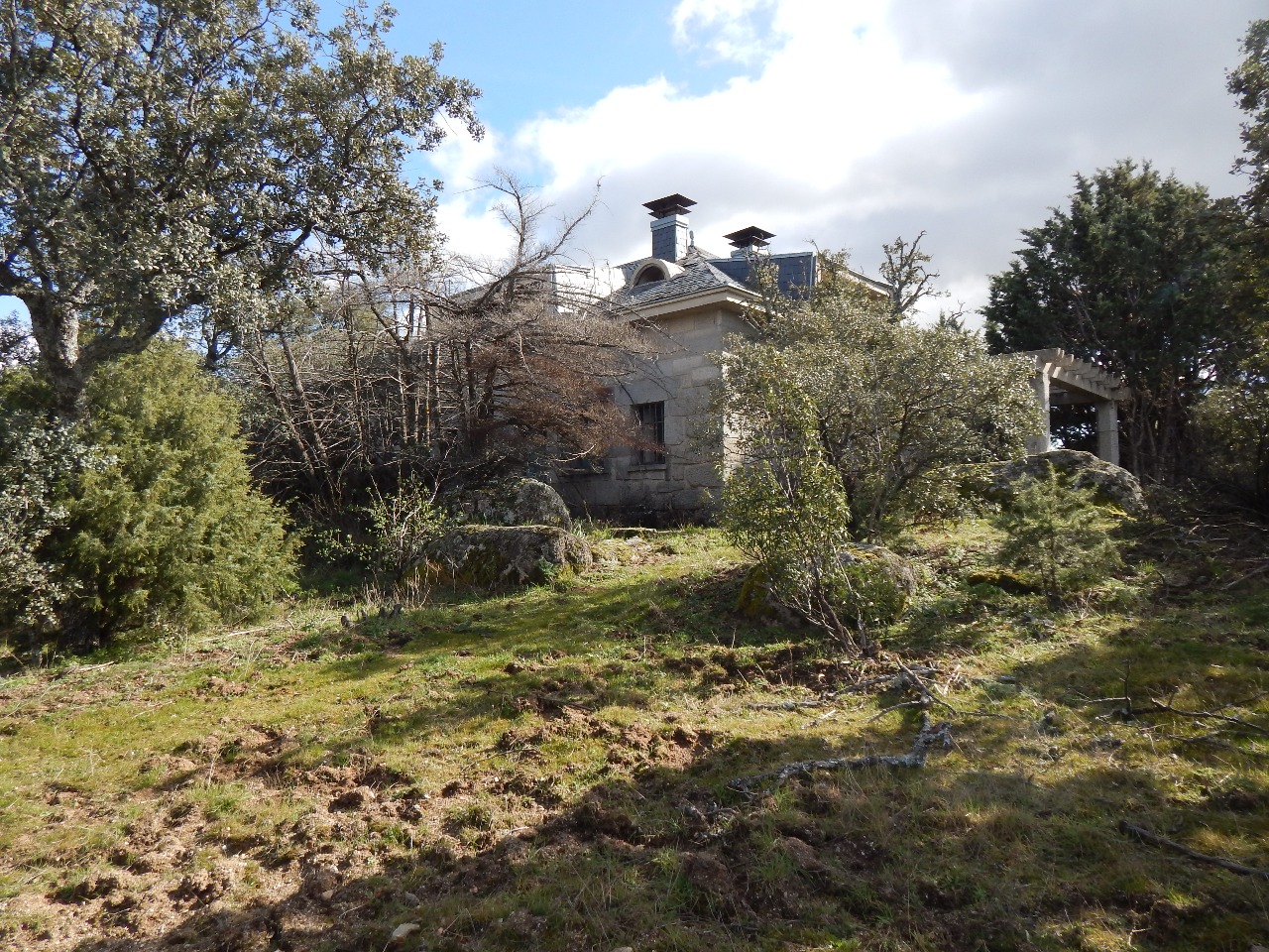 Casa vista desde atrás